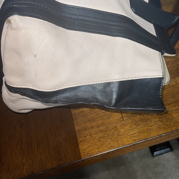 Chloé Alison Shopper Tote GUC - Picture 10 of 17